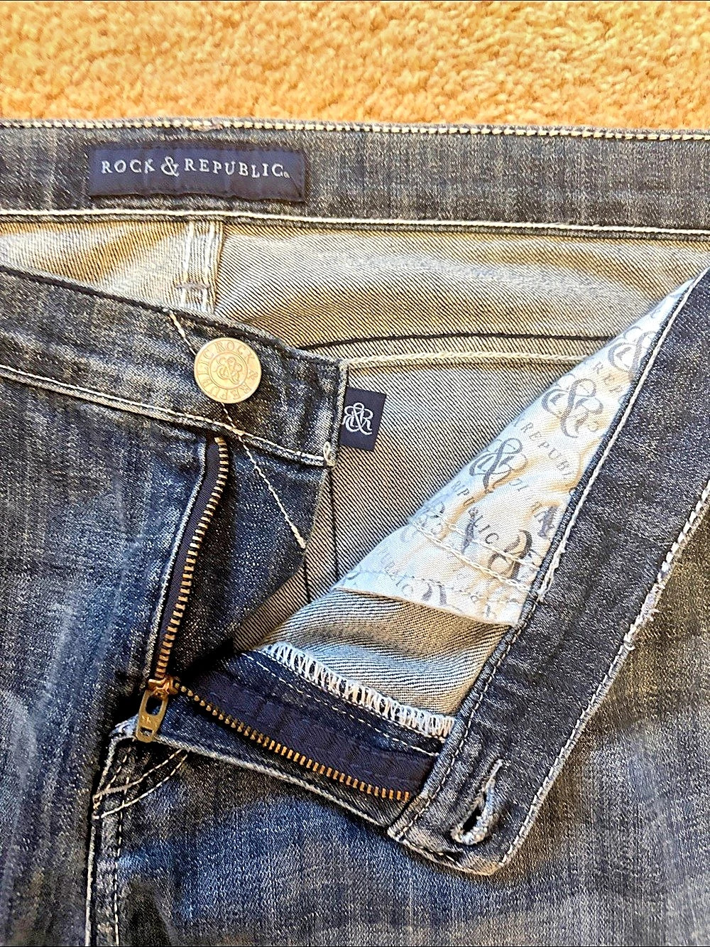 Rock & Republic Kasandra Flare Jeans in Blue - Picture 2 of 13